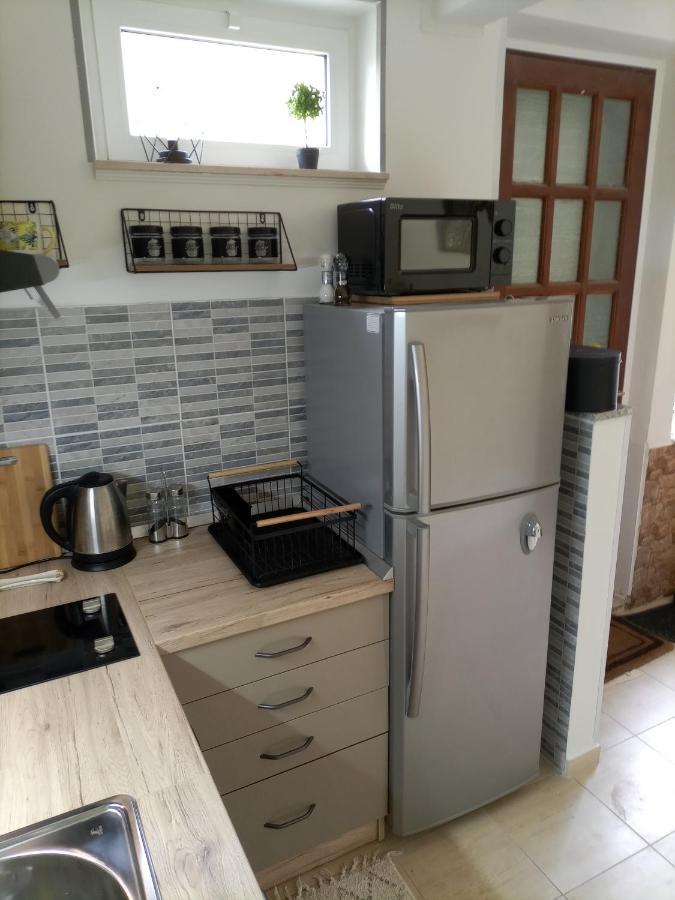 Studio Apartment Lile Trstenik  Bagian luar foto